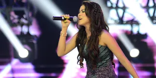 [Foto] Dengerin Lagu Let It Go, Windy Idol Foto Selfie Cantik