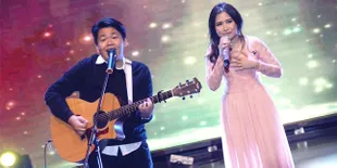 FOTO: Di Atas Panggung, Prilly &#38; Kiki CJR Saling Ledek-Ledekan