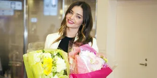 [FOTO] Dinner Romantis, Miranda Kerr - Evan Spiegel Makin Mesra