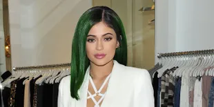 [FOTO] Jual Mansion Mewahnya, Kylie Jenner Dapat Keuntungannya Menggiurkan