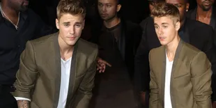 [FOTO] Justin Bieber Habiskan Waktu Bareng Model-Model Seksi