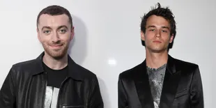[FOTO] Kenakan Cincin di Jari Manis, Brandon Flynn Sudah Dilamar Sam Smith?