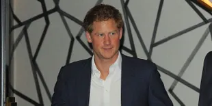 [FOTO] Ketahuan Dinner Mesra, Inikah Pacar Baru Pangeran Harry?