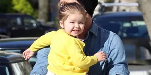 [FOTO] Ketika Harper Beckham Terlihat Lebih Dewasa Dari Usianya