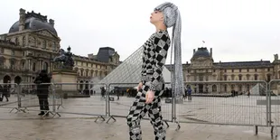 [Foto] Lady Gaga Bocorkan Cuplikan Klip Barunya