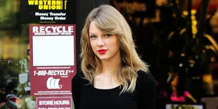 [Foto] Latihan, Taylor Swift Minta Saran Fansnya