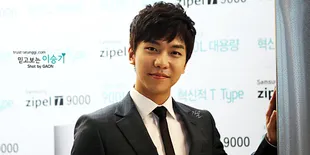 [FOTO] Lee Seung Gi Pasca Tertusuk Pisau