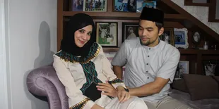 [Foto] Lucunya Shireen Sungkar dan Teuku Wisnu Saat Adu Perut