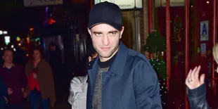 [Foto] Makin Mesra, Robert Pattinson Tertangkap Remas FKA Twigs