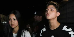[FOTO] Makin Romantis, Alyssa Cium Mesra Pipi Al Ghazali