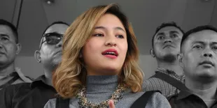 FOTO: Makin Sosialita, Marshanda Pakai Dress Desainer Dunia Ini