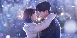 FOTO: Mengintip Lebih Dalam Karakter Lain di 'WHILE YOU WERE SLEEPING'