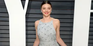 [FOTO] Miranda Kerr Akhirnya Pamer Cincin Pernikahan di Instagram