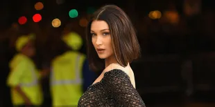 [FOTO] Move On Dari The Weeknd, Inikah Pacar Baru Bella Hadid?
