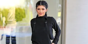 [FOTO] Move On Dari Tyga, Kylie Jenner Mesra Dengan Pacar Baru