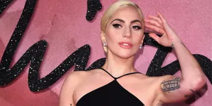 [FOTO] Nggak Mirip Aslinya, Patung Lilin Lady Gaga Panen Hujatan
