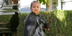 [FOTO] Pakai Baju Balet, North West Lucunya Nggak Nahan!