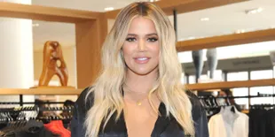 [FOTO] Pakai Dress Ketat, Baby Bump Khloe Kardashian Makin Besar