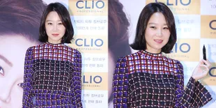 FOTO: Pakai Dress Transparan, Gong Hyo Jin Pamer Kaki Ramping