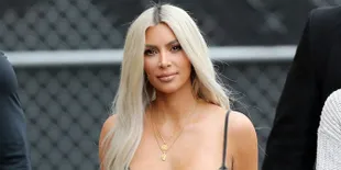 [FOTO] Perdana! Kim Kardashian Akhirnya Ajak Baby Chicago Keluar Rumah