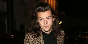 [FOTO] Pesta Bareng, Harry Styles Pacari Model Victoria's Secret?
