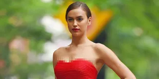 [FOTO] Pose Berani, Bagian Pribadi Irina Shayk Terekspos