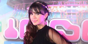 [FOTO] Rambut Ombre Ungu Audi Marissa, Berani Coba?