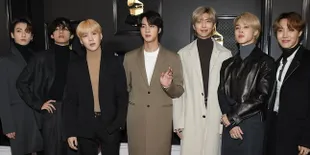 Foto Red Carpet dan Penampilan BTS di Panggung 2020 Grammy Awards, Bikin Makin Jatuh Hati