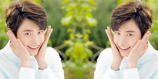 [FOTO] Sampai LA Langsung Pose, Lee Jong Suk Jadi Tembem