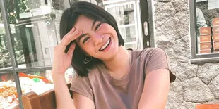 Foto Selfie di Depan Cermin, Hana Saraswati 'BUKU HARIAN SEORANG ISTRI' Pamer Hidung Mancung dan Dagu Indah