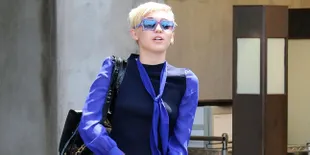 [FOTO] Selfie Menantang, Miley Cyrus Umbar Bagian Pribadi