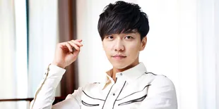 [FOTO] Senyum Manis Lee Seung Gi Jadi Moodmaker Para Kru