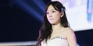 [FOTO] Setelah Skandal Pacaran, Taeyeon Akhirnya Kembali ke Korea