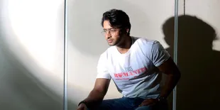 Foto Shaheer Genggam Tangan Ayu Picu 'Perang' Antar Netizen