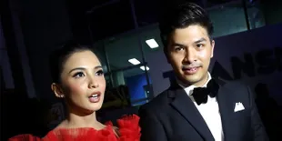 FOTO: So Sweet! Ini Cara Glenn Memanjakan Chelsea Yang Lagi Hamil