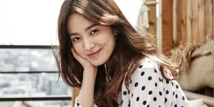 Foto Song Hye Kyo dan Sahabatnya Selama 20 Tahun di Pesta Pernikahan