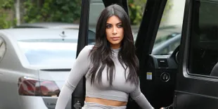 [FOTO] Super Mewah! Mobil Baru Kim Kardashian Bikin Ngiler