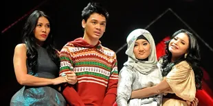 [Foto] Tampang Murung Fatin di Panggung X Factor Indonesia