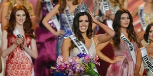 [FOTO] Tampil Polos Tanpa Make-Up, Paulina Vega Tetap Cantik?