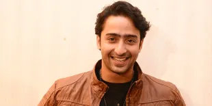 Foto Terbaru Shaheer Sheikh di Mumbai Ini Bikin Gagal Fokus