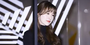 Foto Transformasi Goo Hye Sun Jadi Penyanyi Kabaret di Drama Baru