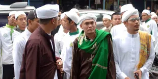 FPI Tak Percaya Busana Miss World 2013 Tertutup