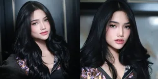 Fuji Tampil Sempurna Dengan Makeup Flawless, Kecantikan Maksimal Dengan Rambut Panjang
