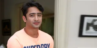 Ganteng Abis! Perankan Dev, Shaheer Siap Bikin Wanita Gugup