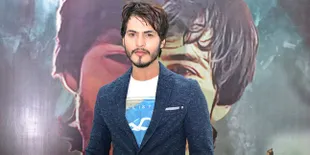 Ganteng Dengan Rambut Baru, Senyum Ravi Bhatia Bikin Histeris