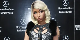 Gara-Gara Blazer Seksi, Nicki Minaj Alami 'Nip Slip' di Red Carpet
