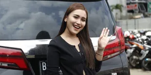 Gara-Gara Corona, Ayu Ting Ting Nggak Akan Open House Saat Lebaran Idul Fitri