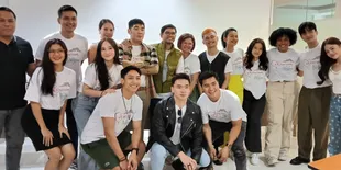 Gara-gara Film 'MENCIUM HUJAN', Istri Oncy Ungu Harus Merasakan Bagaimana Hidup Jadi Seorang Janda