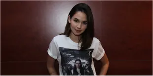 Gara-gara Main Film Horor, Estelle Linden Bisa Lihat Hantu?
