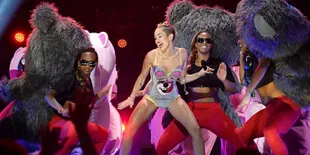 Gara-Gara Miley Cyrus, Twerking Masuk Kamus Oxford